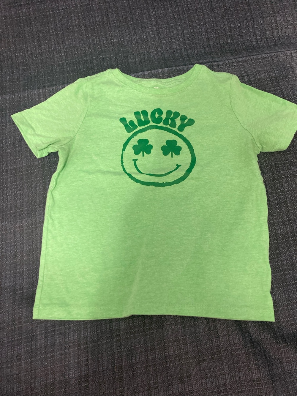 5T wonder nation Green 'Lucky' Shamrock Smile Tee